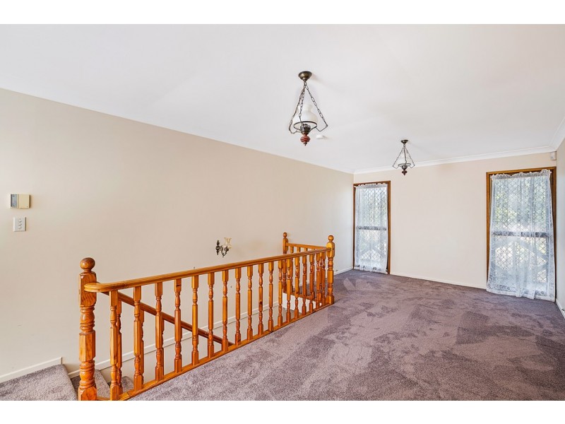 17 Cortess Street, Kearneys Spring QLD 4350