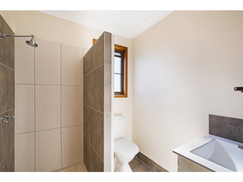 17 Cortess Street, Kearneys Spring QLD 4350