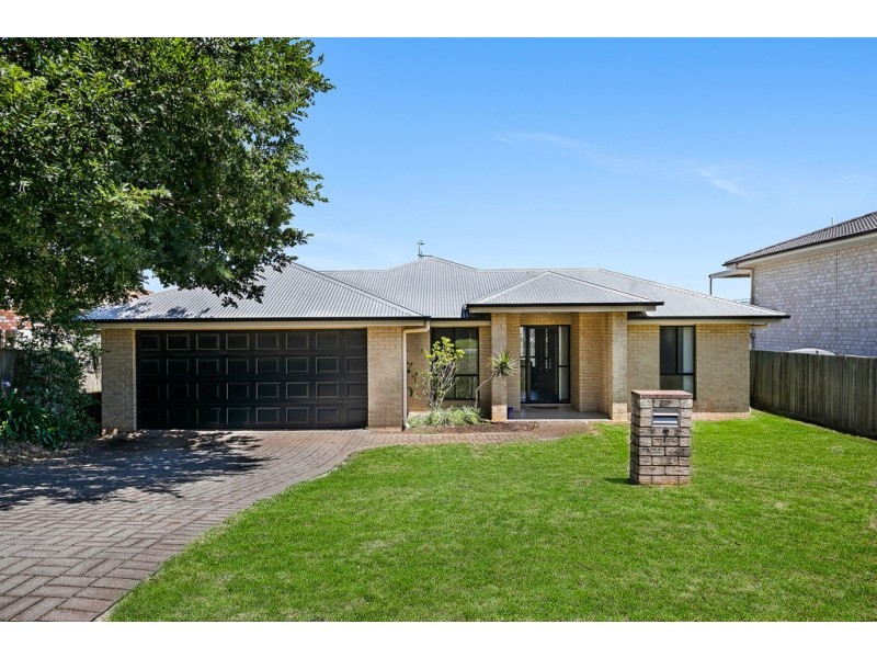 7 Diamantina Drive, Glenvale QLD 4350