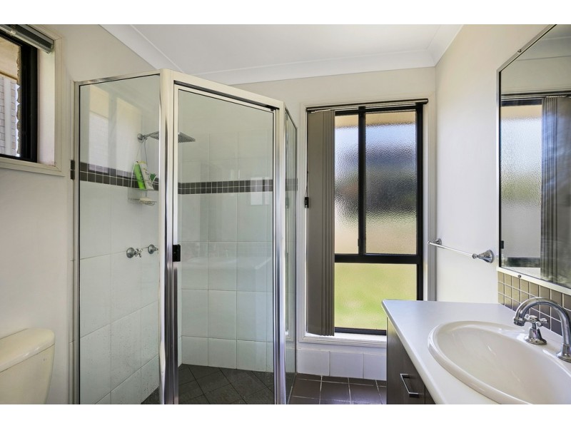 7 Diamantina Drive, Glenvale QLD 4350