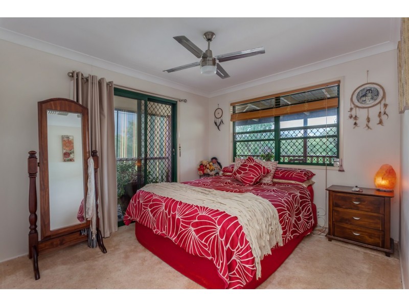 24 Claire Lee Crescent, Kingsthorpe QLD 4400