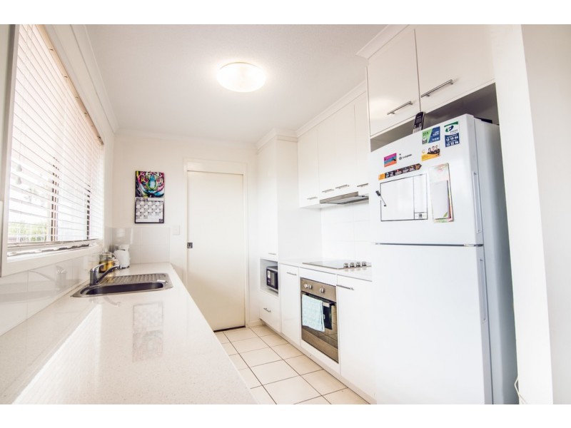 6 Camellia Court, Darling Heights QLD 4350