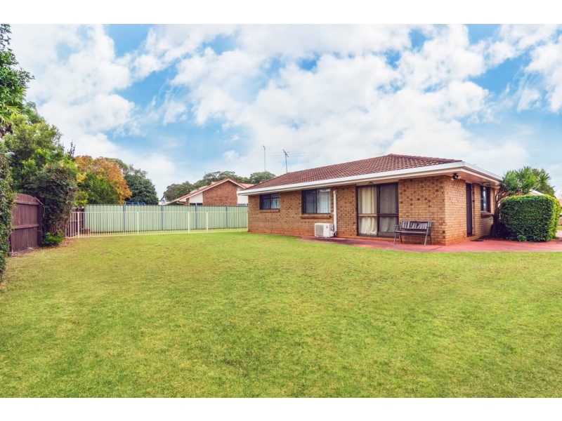 6 Camellia Court, Darling Heights QLD 4350