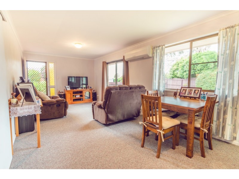 6 Camellia Court, Darling Heights QLD 4350