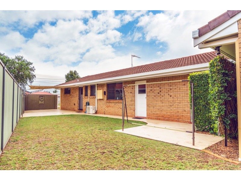 6 Camellia Court, Darling Heights QLD 4350