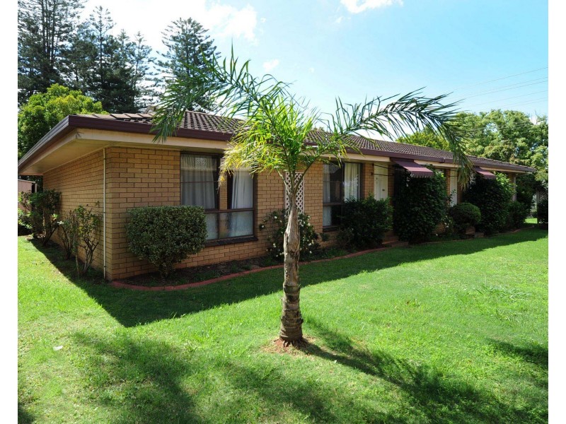 1/56 Hursley Road, Newtown QLD 4350