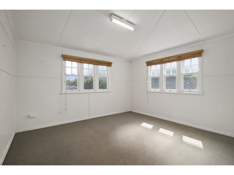 43 Suffolk Street, Rangeville QLD 4350
