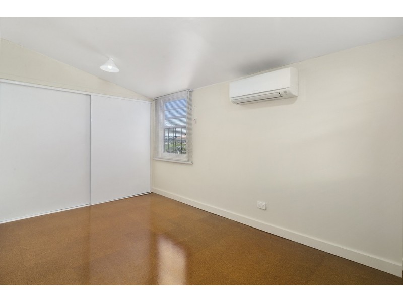 252 West Street, Kearneys Spring QLD 4350