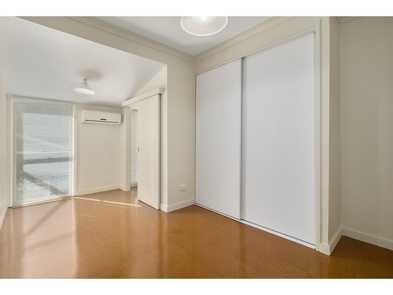 252 West Street, Kearneys Spring QLD 4350