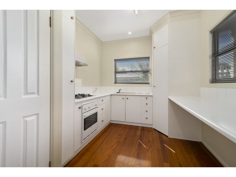 252 West Street, Kearneys Spring QLD 4350