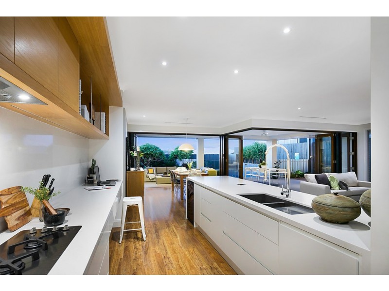 6 Goshawk Drive, Kleinton QLD 4352