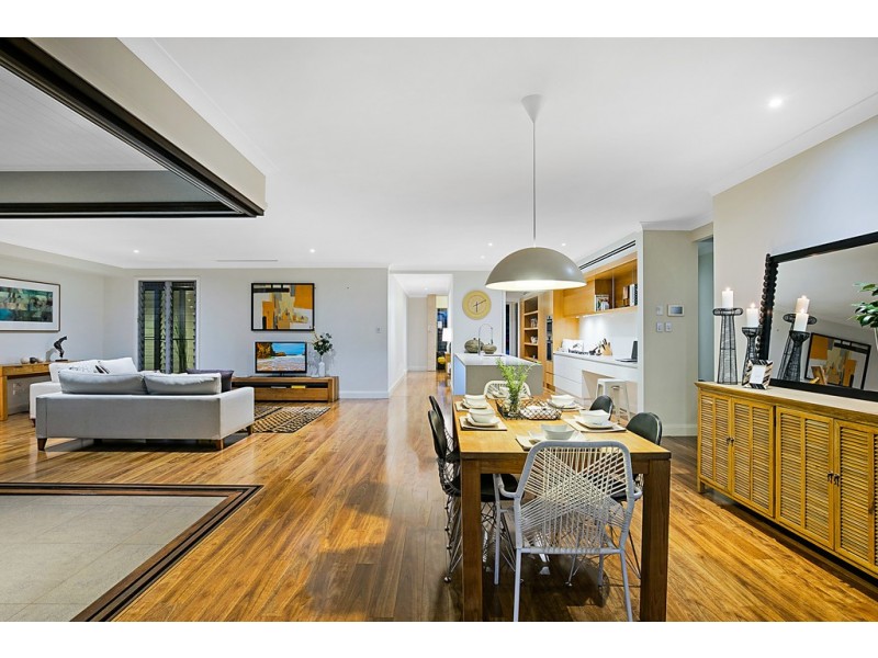 6 Goshawk Drive, Kleinton QLD 4352