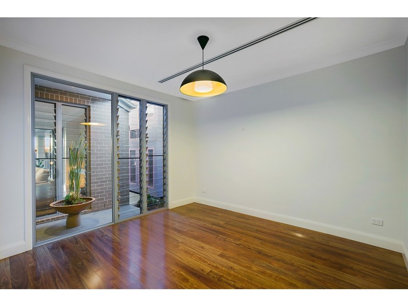 6 Goshawk Drive, Kleinton QLD 4352