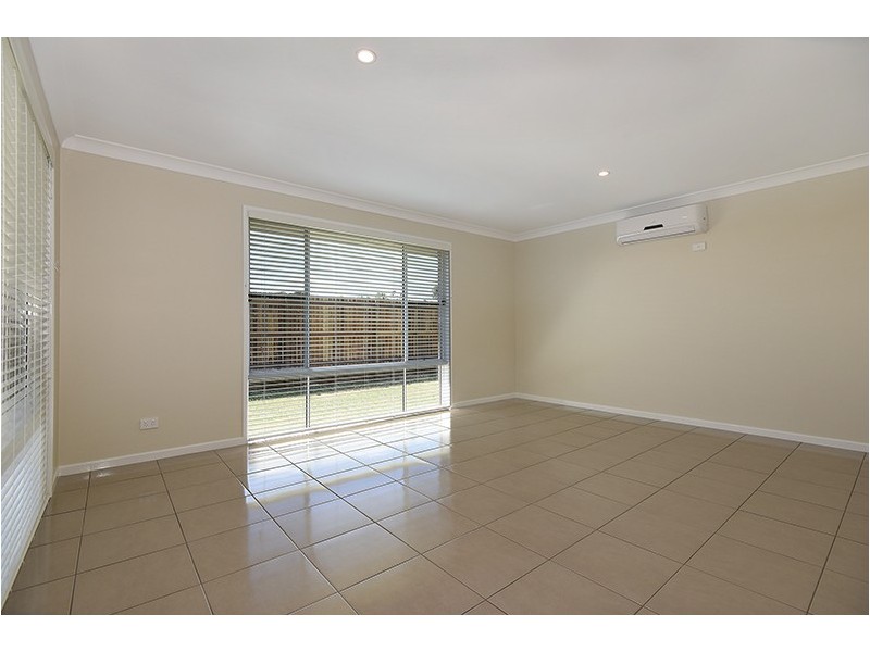 71 Entabeni Drive, Kearneys Spring QLD 4350