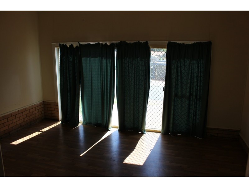 30 Cortess Street, Kearneys Spring QLD 4350