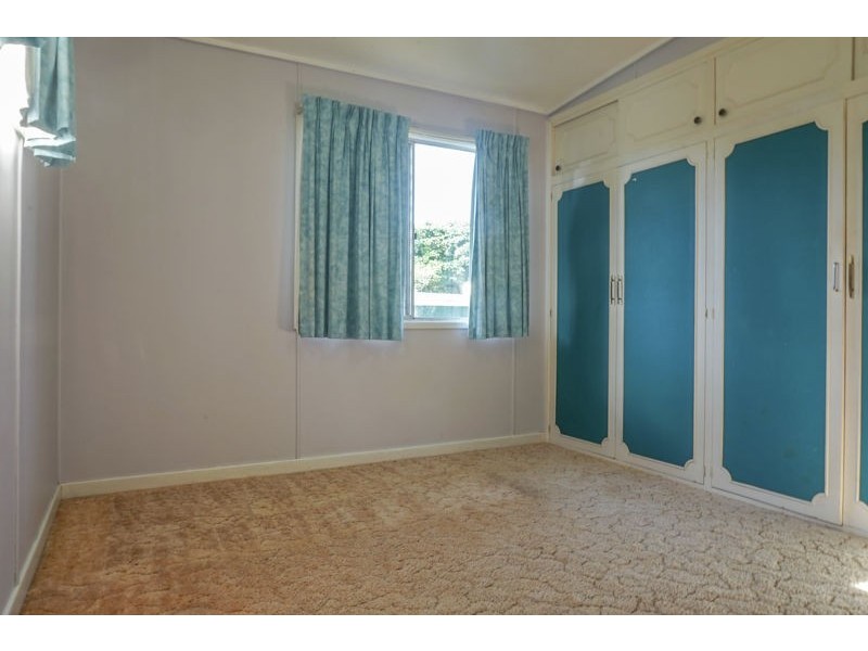 17 Talinga Street, Mount Lofty QLD 4350