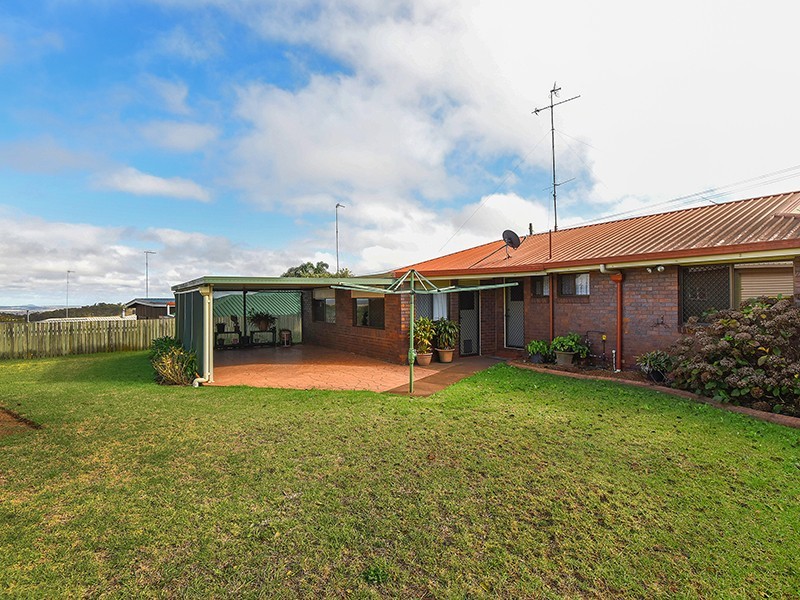 26 Banksia Street, Newtown QLD 4350