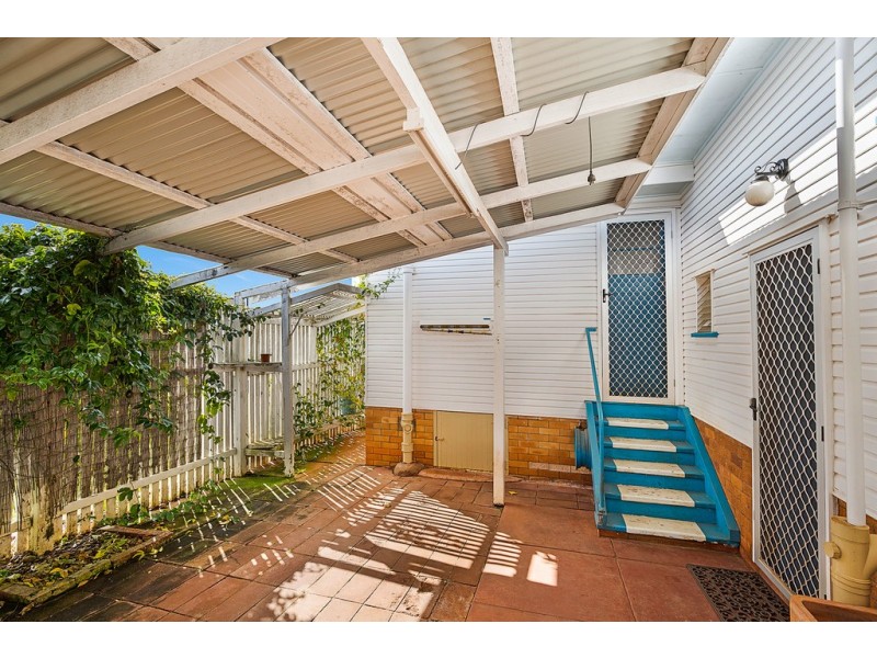 259 Geddes Street, Centenary Heights QLD 4350