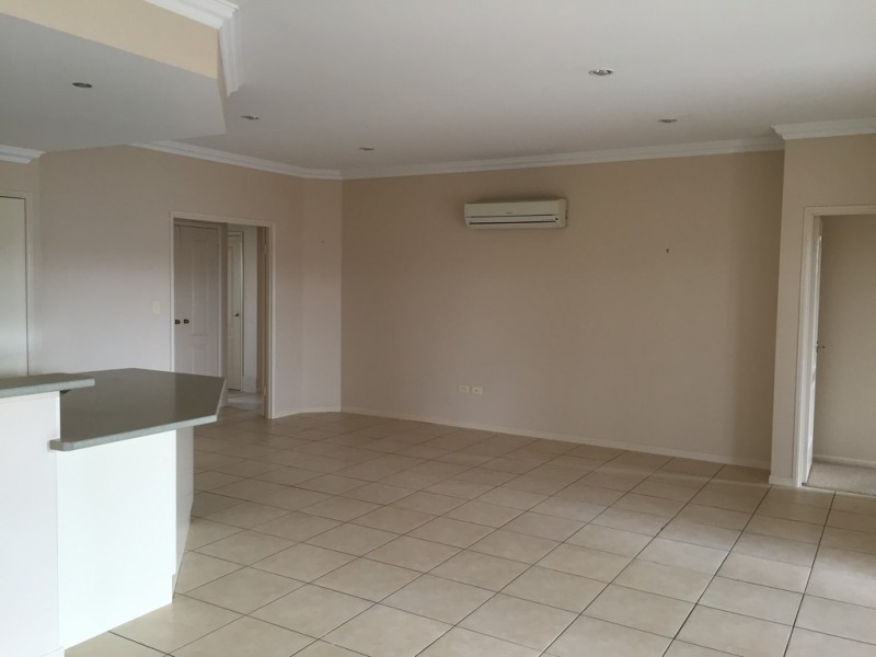 3 Justice Close, Glenvale QLD 4350