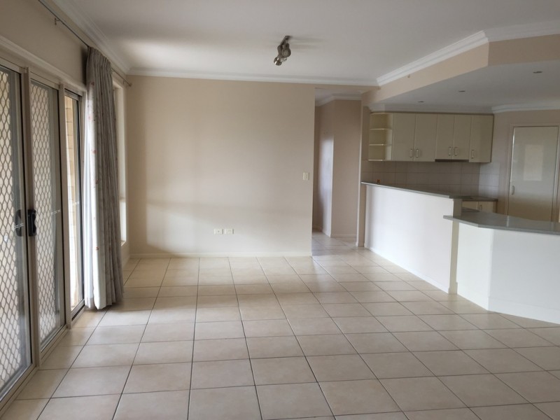 3 Justice Close, Glenvale QLD 4350