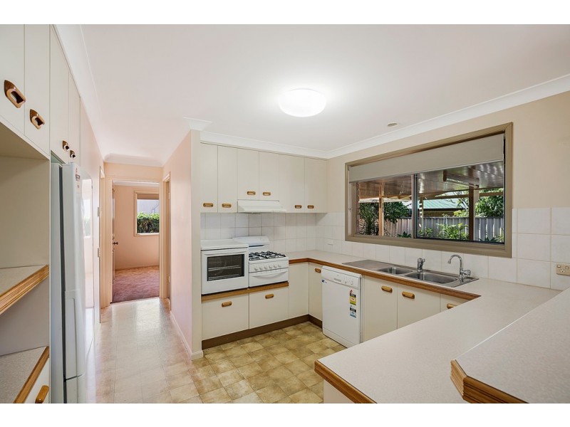 4 Sunflower Close, Middle Ridge QLD 4350