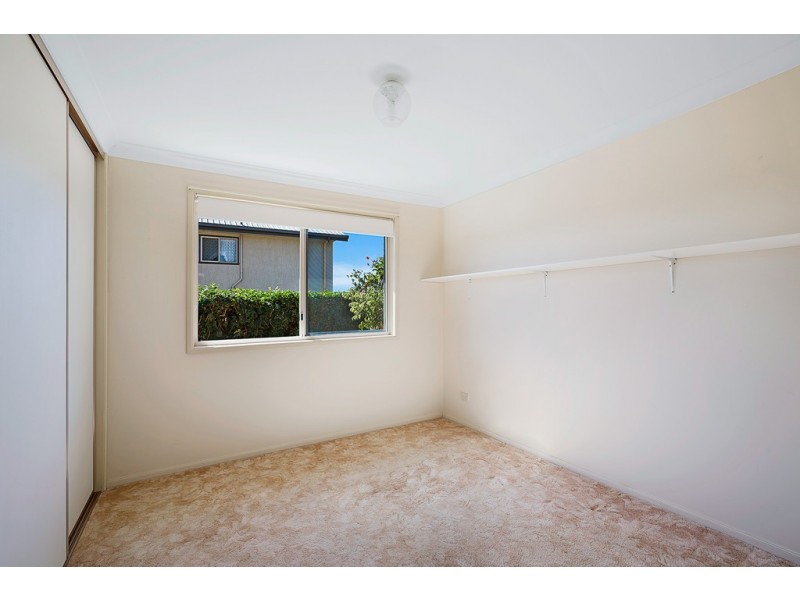 4 Sunflower Close, Middle Ridge QLD 4350