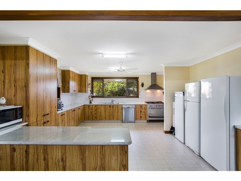 302 Greenwattle Street, Wilsonton Heights QLD 4350