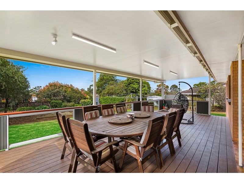 302 Greenwattle Street, Wilsonton Heights QLD 4350