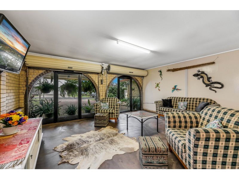 8 Tame Street, South Toowoomba QLD 4350