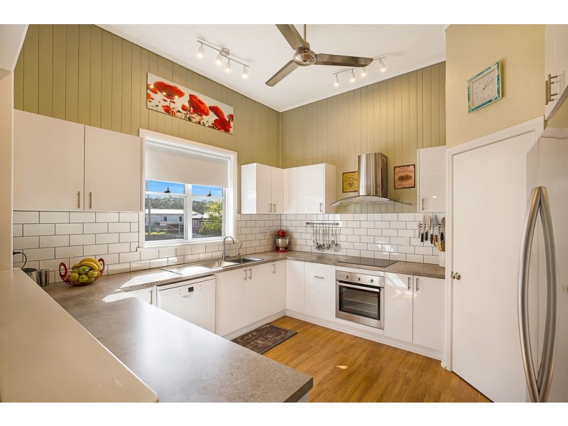 105 Holberton Street, Newtown QLD 4350