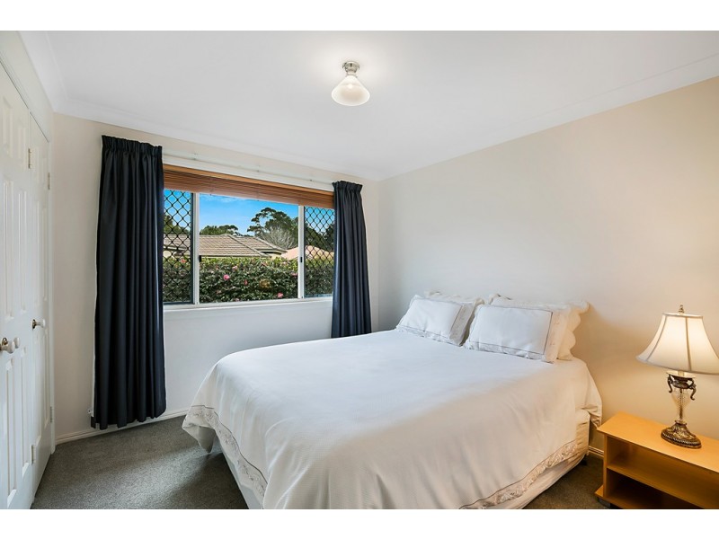 9 Bronwyn Court, Highfields QLD 4352