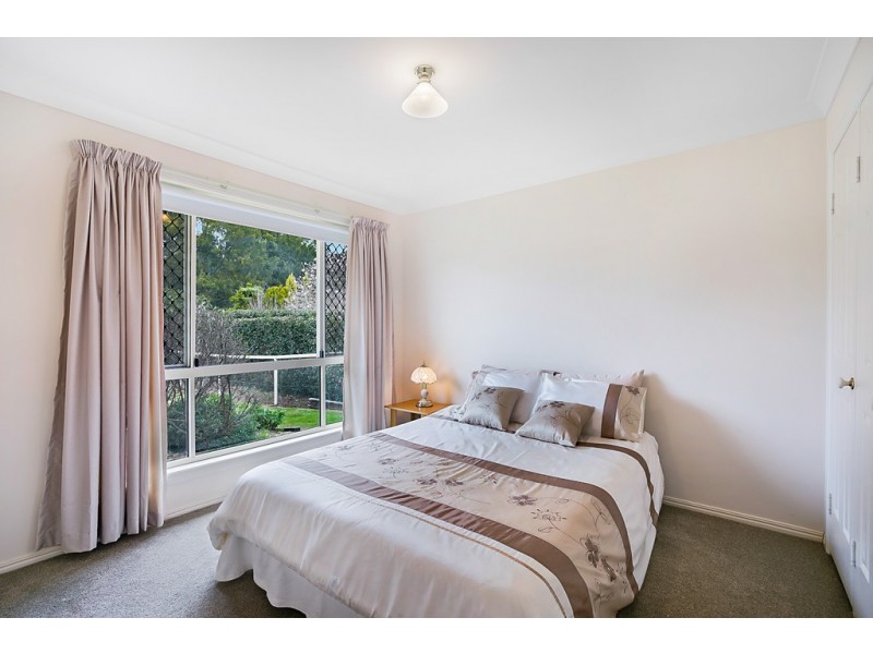 9 Bronwyn Court, Highfields QLD 4352