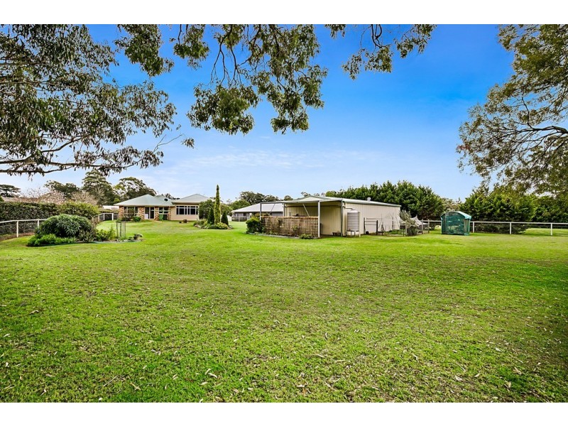 9 Bronwyn Court, Highfields QLD 4352