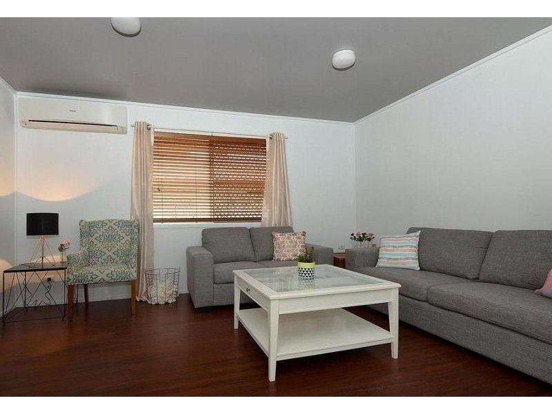 11 Festival Street, Rockville QLD 4350