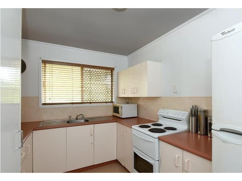 11 Festival Street, Rockville QLD 4350