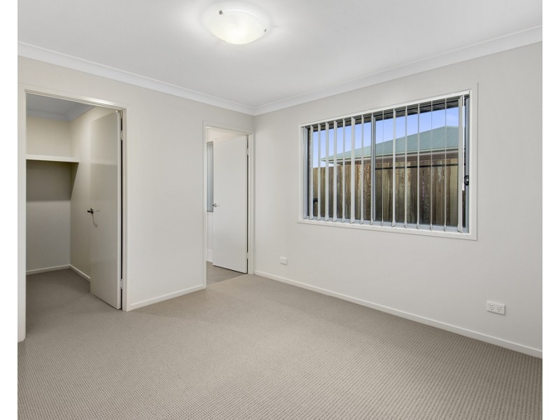 Unit 2/34 Woleebee Drive, Glenvale QLD 4350