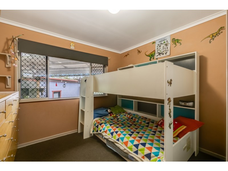 2 Bullock Street, Rockville QLD 4350