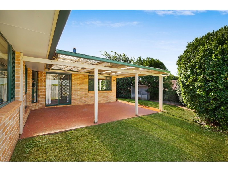2 Shamrock Court, Middle Ridge QLD 4350