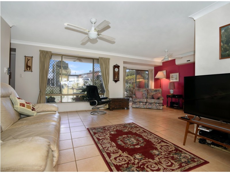 9 Zoe Court, Centenary Heights QLD 4350