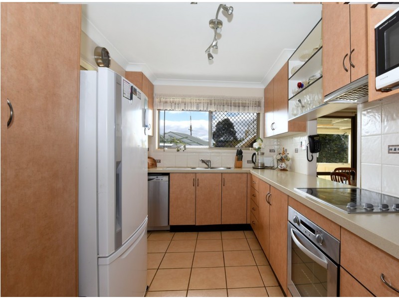 9 Zoe Court, Centenary Heights QLD 4350