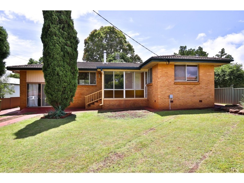 2 Horan Street, Rangeville QLD 4350