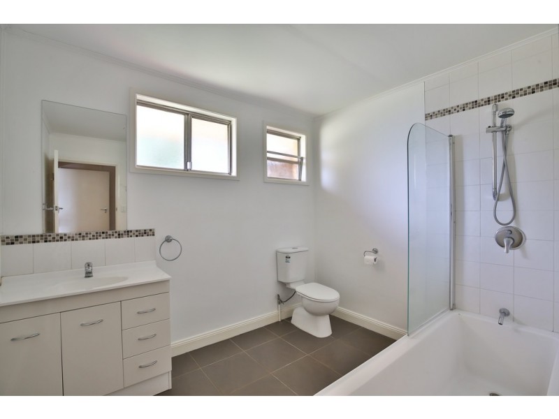 2 Horan Street, Rangeville QLD 4350