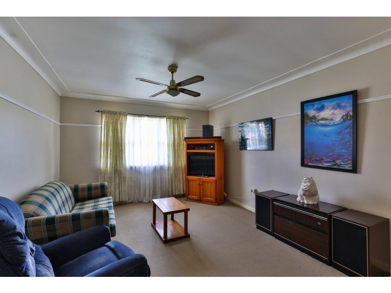11 Perina Street, Wilsonton QLD 4350