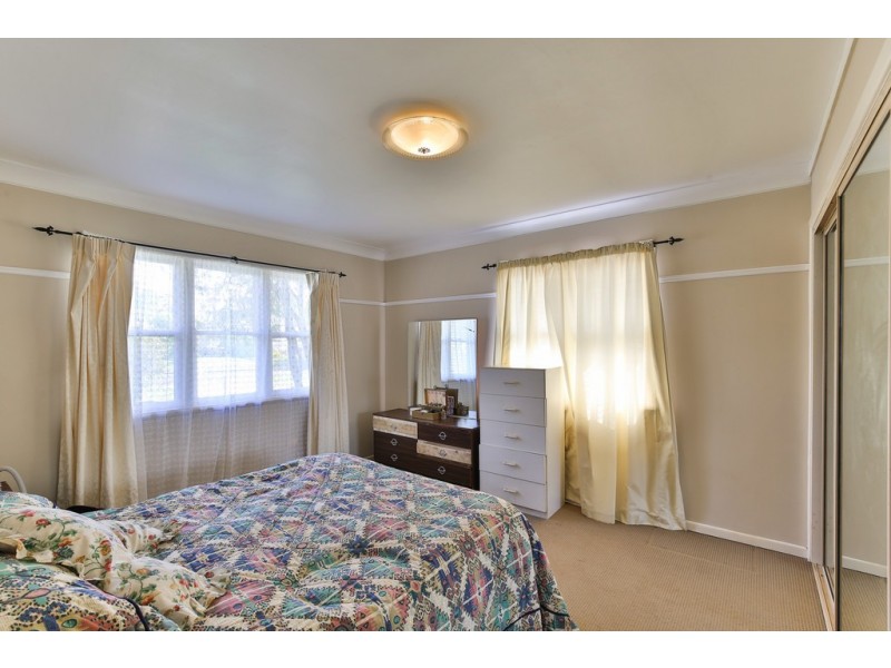 11 Perina Street, Wilsonton QLD 4350