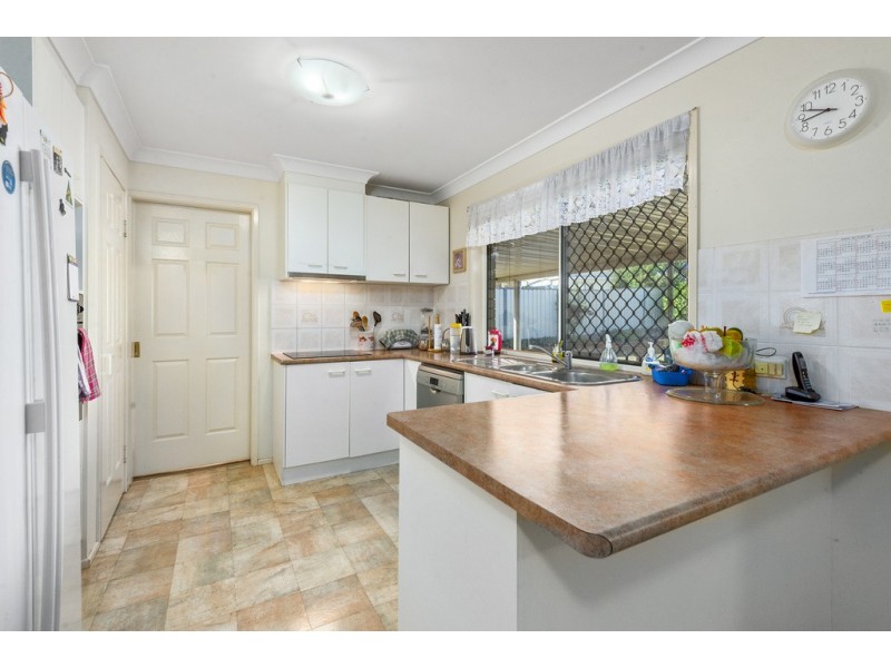 34 Paulene Crescent, Kearneys Spring QLD 4350