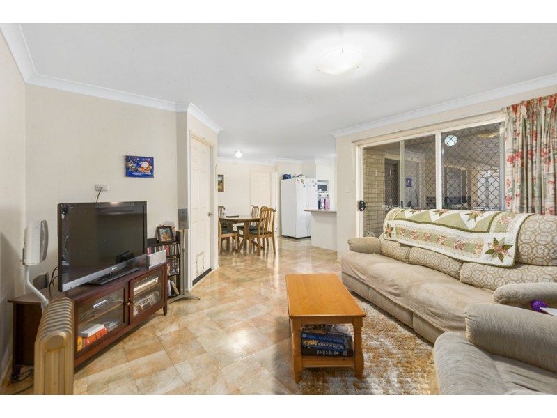 34 Paulene Crescent, Kearneys Spring QLD 4350