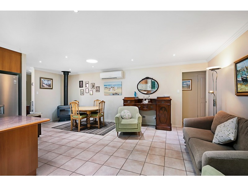 3 Tulip Court, Middle Ridge QLD 4350