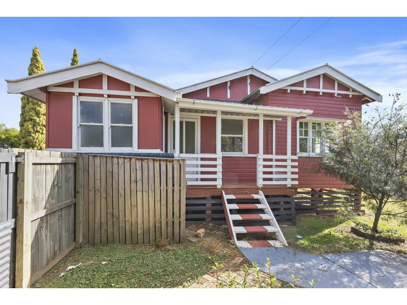 399 Tor Street, Newtown QLD 4350
