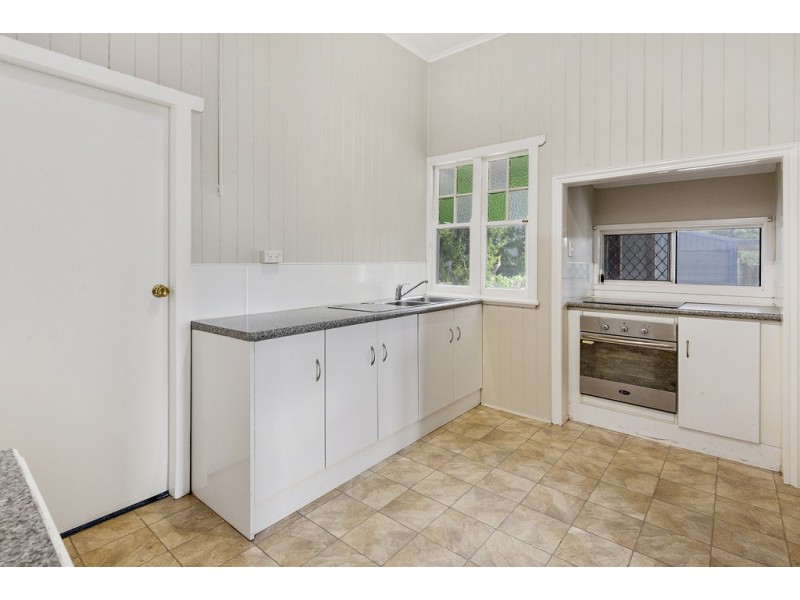 399 Tor Street, Newtown QLD 4350