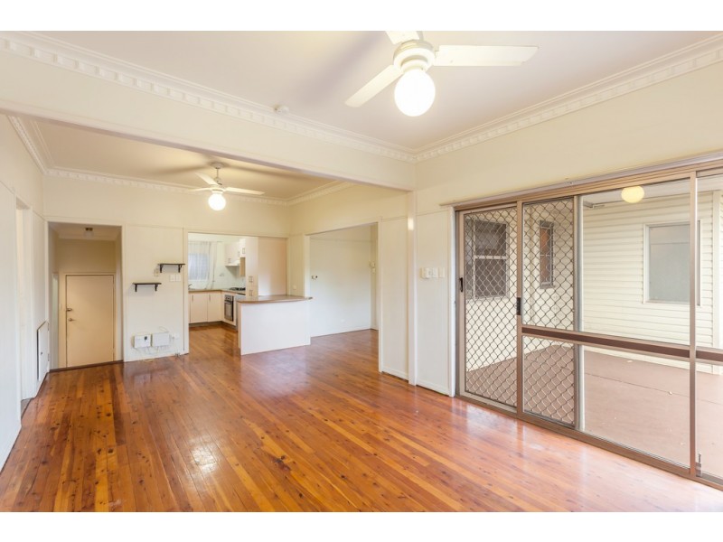 5 Elworthy Street, Harlaxton QLD 4350